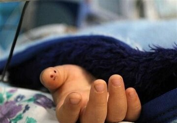 مرگ تلخ کودک ۸ ساله؛ سهل انگاری با افشانه رنگ چه بلایی سر این خانواده آورد مرگ تلخ کودک ۸ ساله؛ سهل انگاری با افشانه رنگ چه بلایی سر این خانواده آورد
