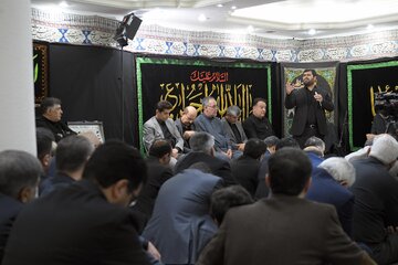 دومین روز مراسم عزاداری سالار شهیدان در دفتر دکتر روحانی