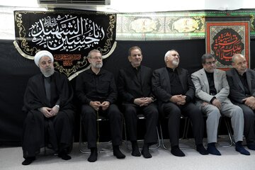 دومین روز مراسم عزاداری سالار شهیدان در دفتر دکتر روحانی
