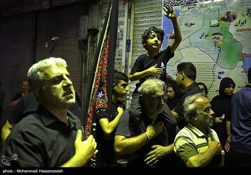 عزاداری تاسوعای حسینی در بازار تهران