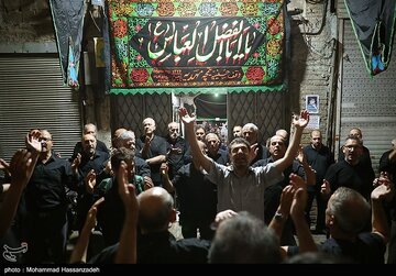عزاداری تاسوعای حسینی در بازار تهران