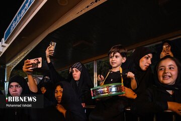 مراسم سنتی مشعل گردانی نجفی‌های مقیم قم/ محرم ۱۴۴۵