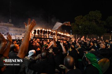 مراسم سنتی مشعل گردانی نجفی‌های مقیم قم/ محرم ۱۴۴۵