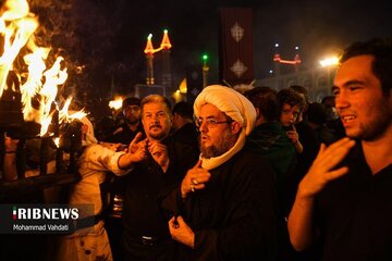 مراسم سنتی مشعل گردانی نجفی‌های مقیم قم/ محرم ۱۴۴۵