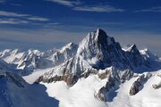 کشف جسد یک کوهنورد پس از ۳۷ سال!