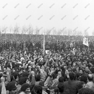 راهپیمایی ضد رژیم پهلوی در تاسوعا و عاشورای حسینی سال ۱۳۵۷