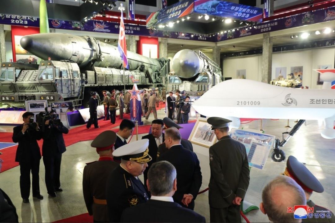 پهپاد کرهشمالی آماده رزم شد!/ عکس