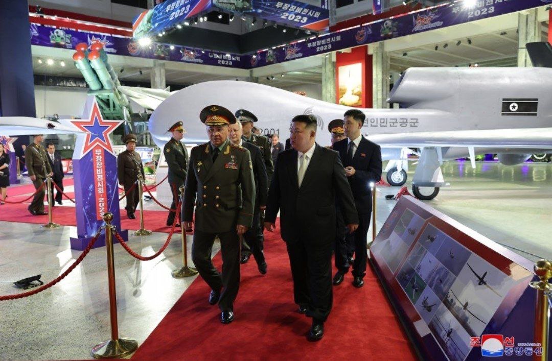 پهپاد کرهشمالی آماده رزم شد!/ عکس