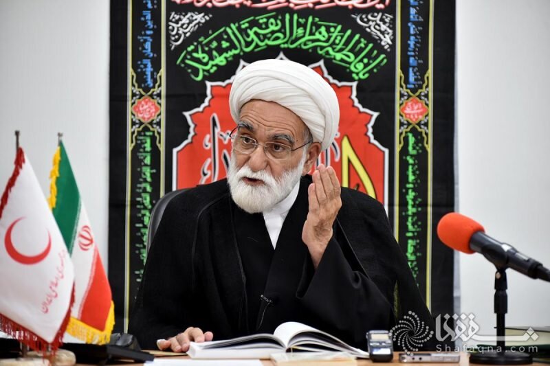 سلاح دفاع در برابر هجمههای فرهنگی دشمن، تربیت اسلامی و قرآنی است