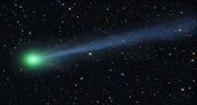سفینه بیگانگان یا ستاره دنباله‌دار/ یک پدیده استثنایی در آسمان شب/ عکس