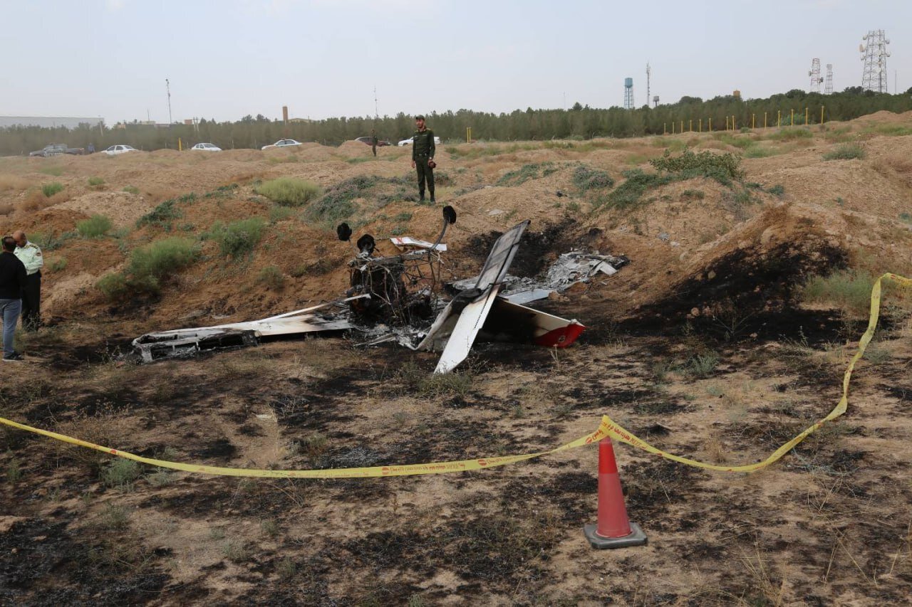 جزئیات سقوط مرگبار یک هواپیما در کرج/ عکس