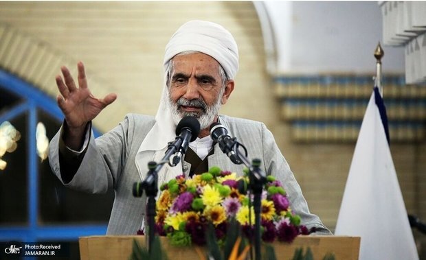 واکنش امام جمعه کرج به مصاحبه پزشکیان / سعیدی: استعمار برای کشف حجاب به رضاخان قلدر و بی سواد نیاز داشت / امام جمعه شیراز: دیپلمات های ما محکم ایستادند 3