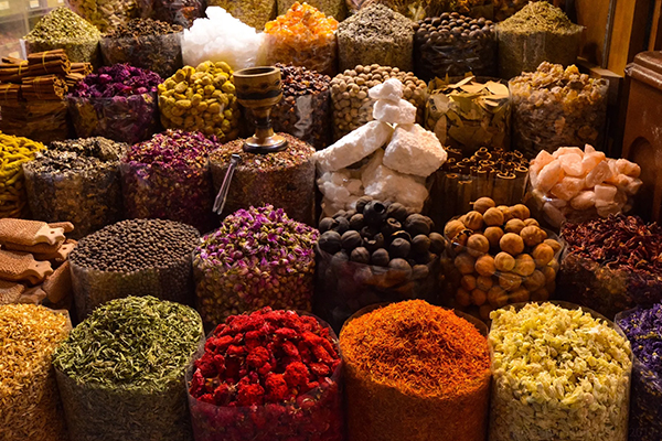 بزرگترین تولیدکنندگان ادویه در ایران چه شرکتهایی هستند؟