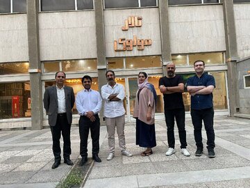 «دایره» نمایشی اثربخش با قرائتهای ویژه از عاشورا «دایره» نمایشی اثربخش با قرائتهای ویژه از عاشورا