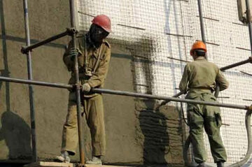 مشکل بیمه کارگران ساختمانی با قانون جدید حل میشود؟ مشکل بیمه کارگران ساختمانی با قانون جدید حل میشود؟