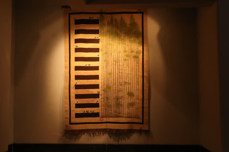 سیمرغِ نگارخانهی سمنان با آواز گنجشکها جان گرفت