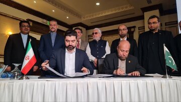 Iran, Karachi chambers of commerce sign cooperation document