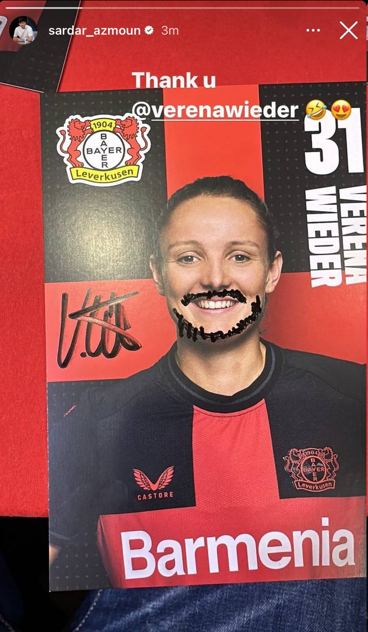 عکس| شوخی سردار با بازیکن تیم زنان لورکوزن