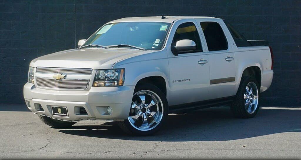 نیسان آبی برود به بازار؟