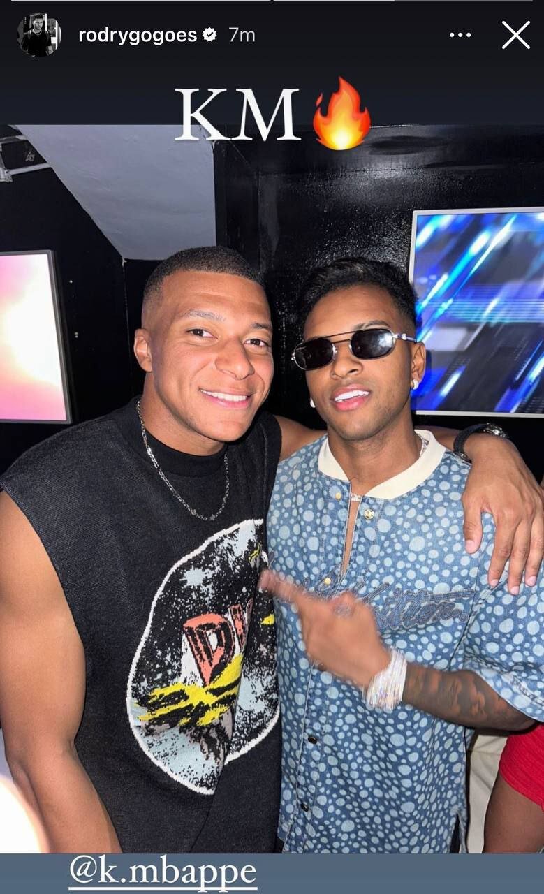 عکس| دیدار امباپه با همتیمی آینده در تعطیلات