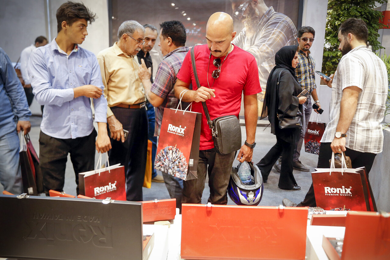 رقابت بر سر قدرت و کیفیت محصولات رونیکس