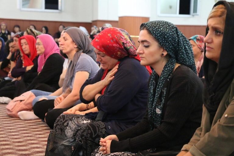 مراسم محرم و اعتقادات مربوط به آن در بین فرقه بکتاشیه و علویان ترکیه