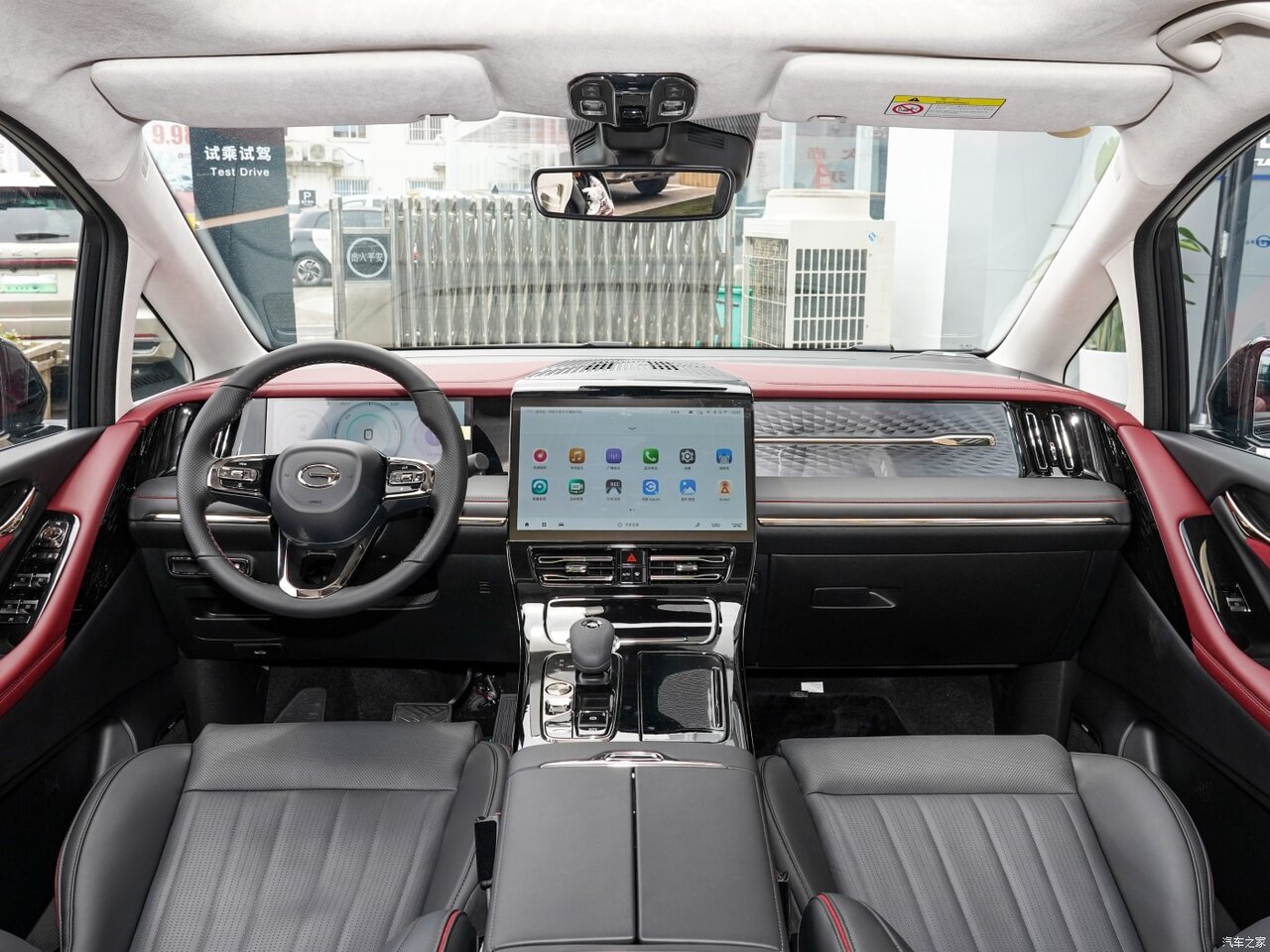 نتیجه شگفتانگیز علاقه چینیها به تولید ونهای لاکچری/ عکس