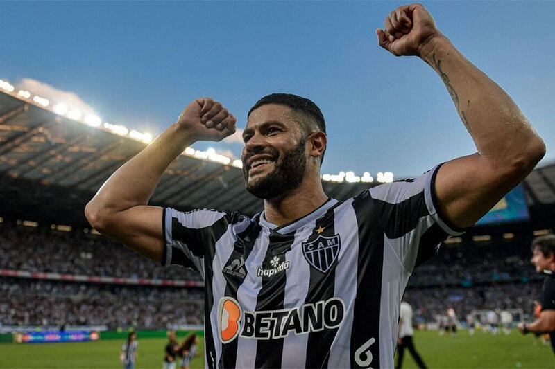 ببینید | سوپر گل باورنکردنی هالک در 37 سالگی روی ضربه ایستگاهی از وسط زمین!