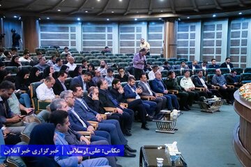 نشست خبری مسابقات والیبال قهرمانی آسیا