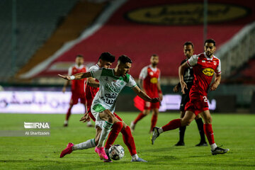 لیگ برتر فوتبال - پرسپولیس و آلومینیوم