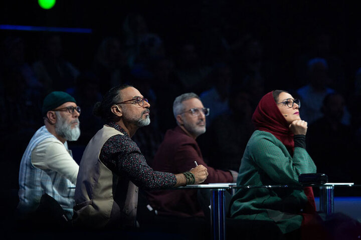 ببینید | صدای جادویی پسر نگهبان؛ همه داوران احساساتی شدند