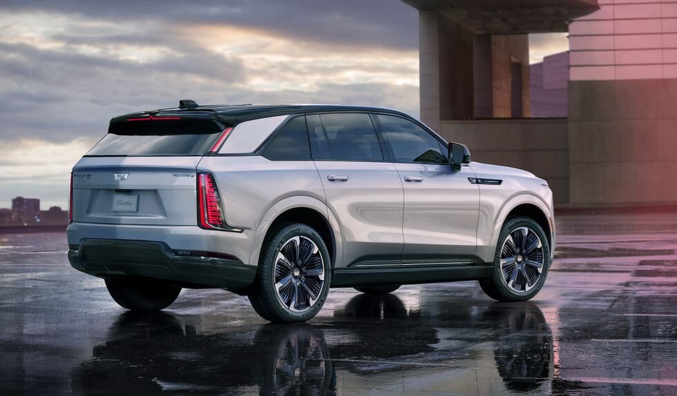 بزرگترین شاسیبلند کادیلاک هم برقی شد/معرفی اسکلید IQ/عکس