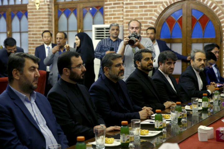 وزیر فرهنگ: آماده امضای تفاهم نامه همکاریهای فرهنگی با ویتنام هستیم