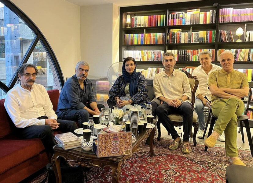 عکس| شوالیه آواز ایران مهمان زیدان استقلالیها و همسرش