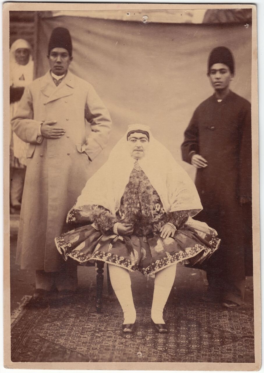 عکسی از شکوه السلطنه،مادر مظفرالدین شاه قاجار
