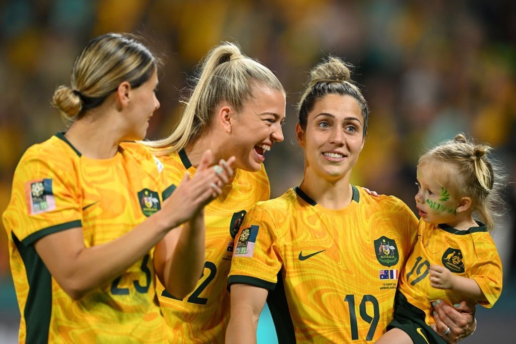عکس‌| جشن خاص مادر و دختری در جام جهانی زنان 3
