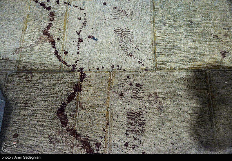 گزارش تصویری جدید از حادثه تروریستی در حرم شاهچراغ شیراز/ یکی دیگر از مجروحین حادثه تروریستی شاهچراغ به شهادت رسید