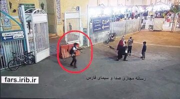 روایت خدام آستان مطهر شاهچراغ(ع) از حادثه تروریستی حرم روایت خدام آستان مطهر شاهچراغ(ع) از حادثه تروریستی حرم