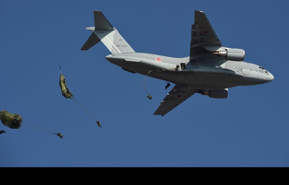 ژاپن جنگندههای جنگ جهانی دوم خود را از انبار درآورد!/ عکس