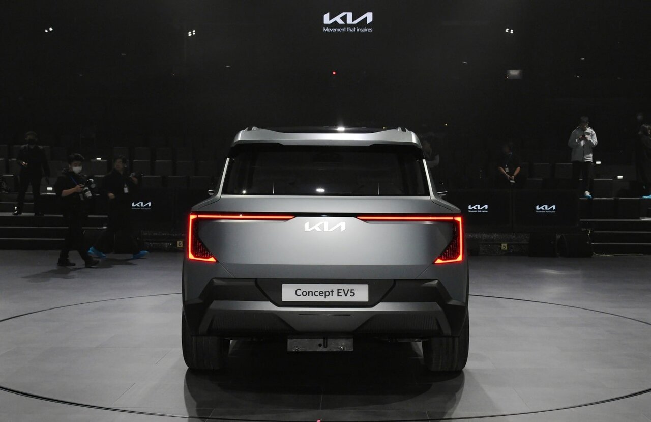 این خودروی کیا، فقط در چین تولید میشود/معرفی کیا EV۵/عکس