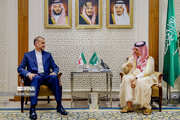 وزير الخارجية الايراني يلتقي نظيره السعودي في الرياض