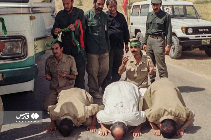 آزادگان سرافراز در آغوش وطن