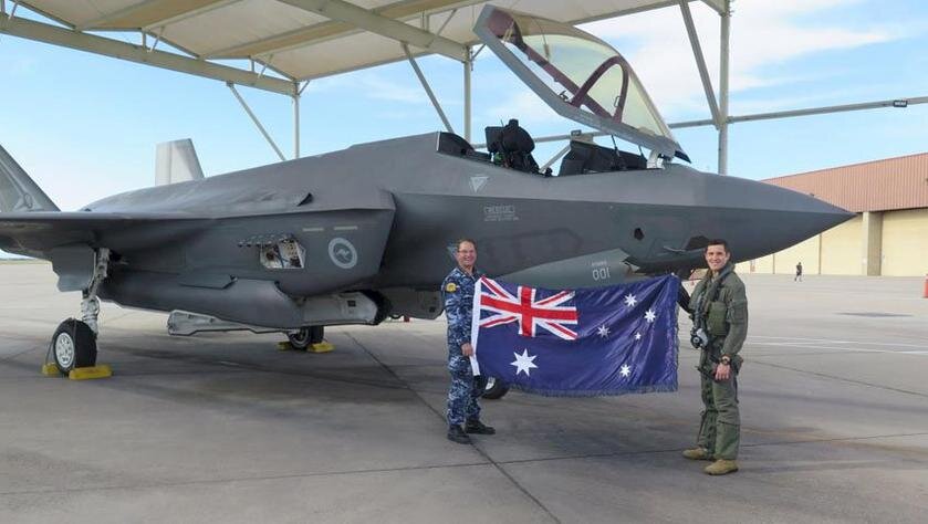 جنگنده جدیدی که نامرئی میشود!/ عکس