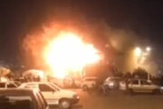 ببینید | اولین تصاویر از لحظه سقوط و انفجار موتور در حین اجرای نمایش روی دیوار مرگ در شهربازی جهرم