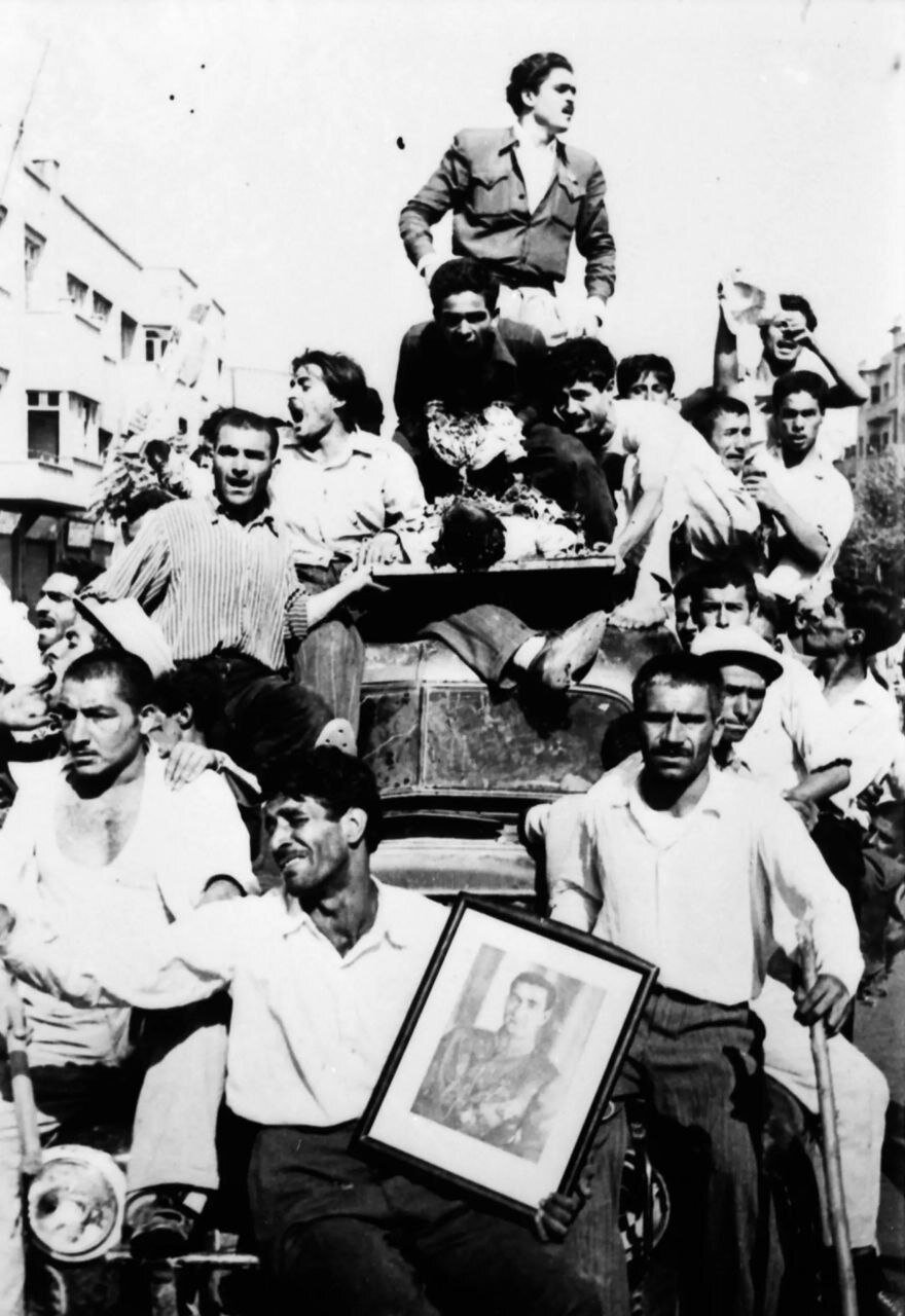 تصاویری از تهران در روز کودتای ۲۸ مرداد