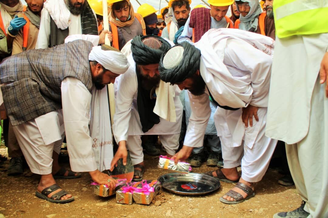 طالبان خیابانسازی در قندهار را کلید زد/عکس