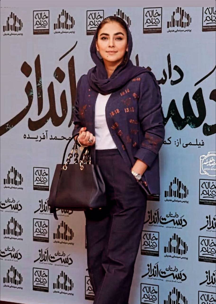 عکس | استایل جالب و بنفش هدی زین‌العابدین در اکراین فیلم