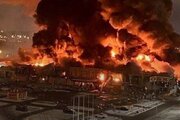ببینید | آتش سوزی گسترده در یک فروشگاه لوازم ساختمانی در مسکو