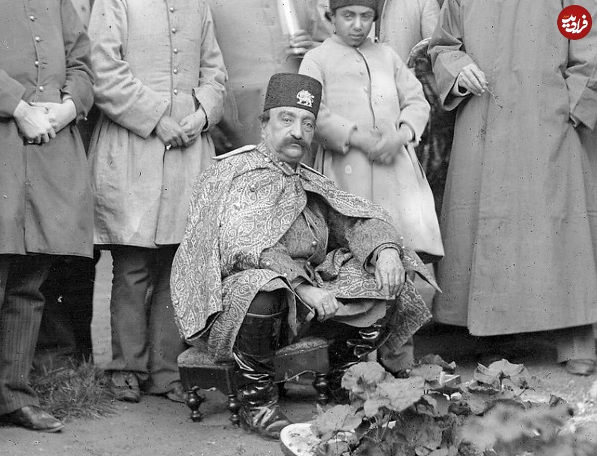 پادشاه در کرملین نماز خواند /یک نوع پرتقال اینجاها دارد که مغزش هم قرمز است