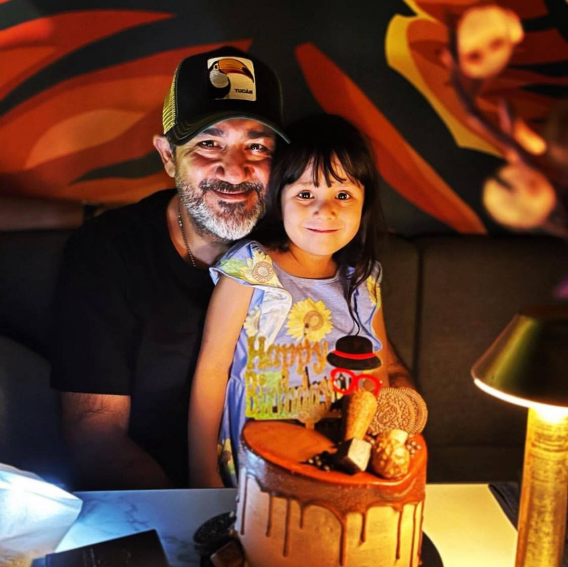 عکس | شباهت زیاد دختر مهران غفوریان به پدرش در عکس جدید در روز تولد!